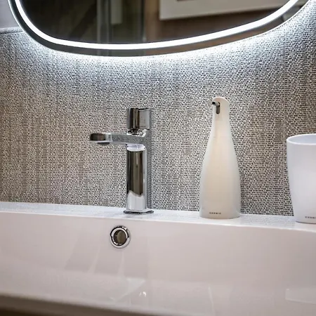 Apartament Yid Capo Di Luxury In *