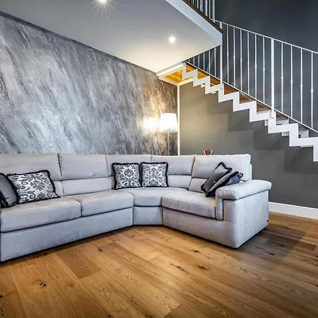 Yid Capo Di Luxury In Appartement